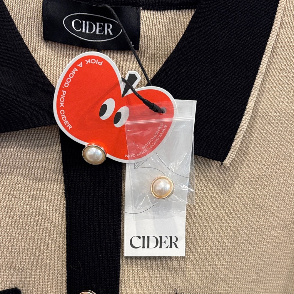 Cider Tan and Black Button-Up Dress Pearl detail - Picture 3 of 5